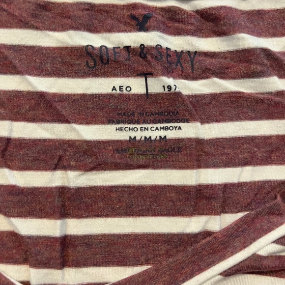 American Eagle Soft & Sexy Long Sleeve V Neck Tee - Picture 2 of 3
